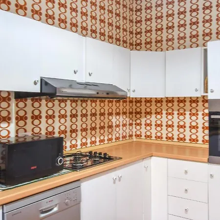 Beautiful Home In Sangineto Lido With Wifi And 4 Bedrooms Marina di Belvedere