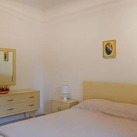 Vakantiehuis Beautiful Home In Sangineto Lido With Wifi And 4 Bedrooms Marina di Belvedere